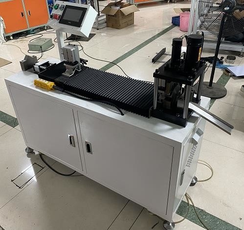 Maszyna do produkcji filtrów powietrza 220 V, pneumatyczna maszyna do prasowania kart 7pa